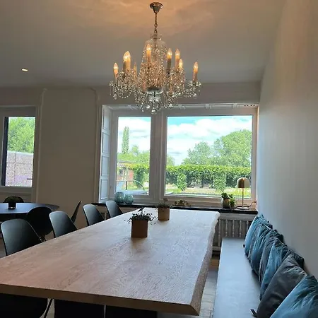Tuss Bed & Breakfast Kortrijk