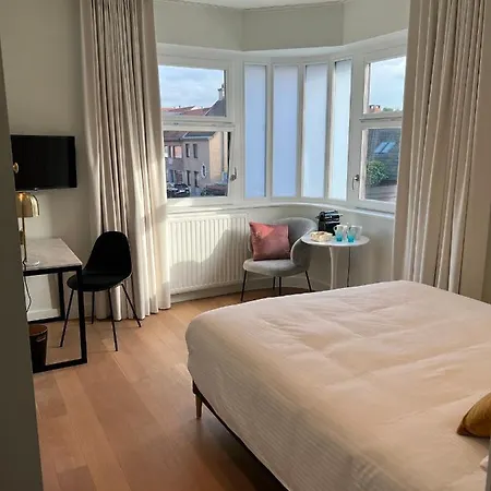 Tuss Bed & Breakfast Kortrijk